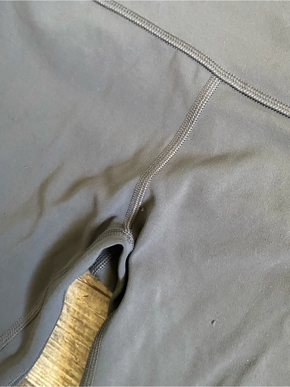 Lululemon Gray cropped capri leggings size 6